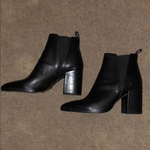bello pointy toe bootie